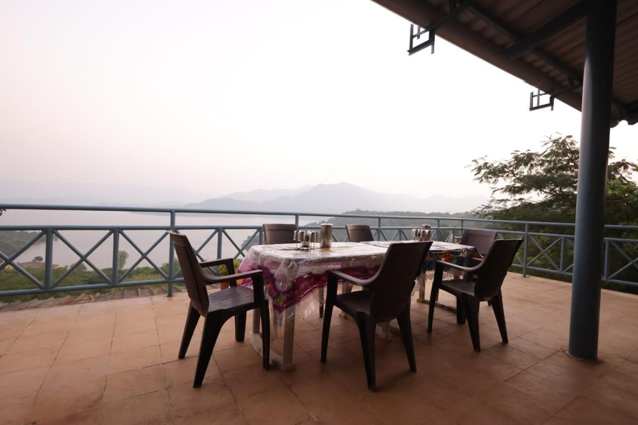 Nisarg Farm Mulshi Bed & Breakfast Dış mekan fotoğraf